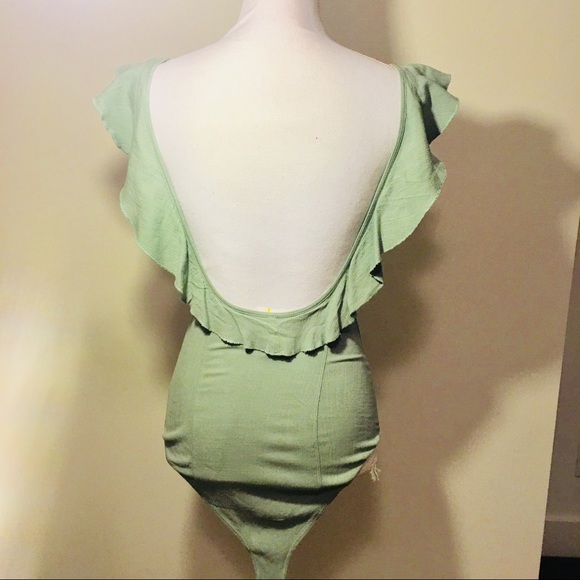 NWT Free People Ruffled Light Green Body Suit - Picture 4 of 8